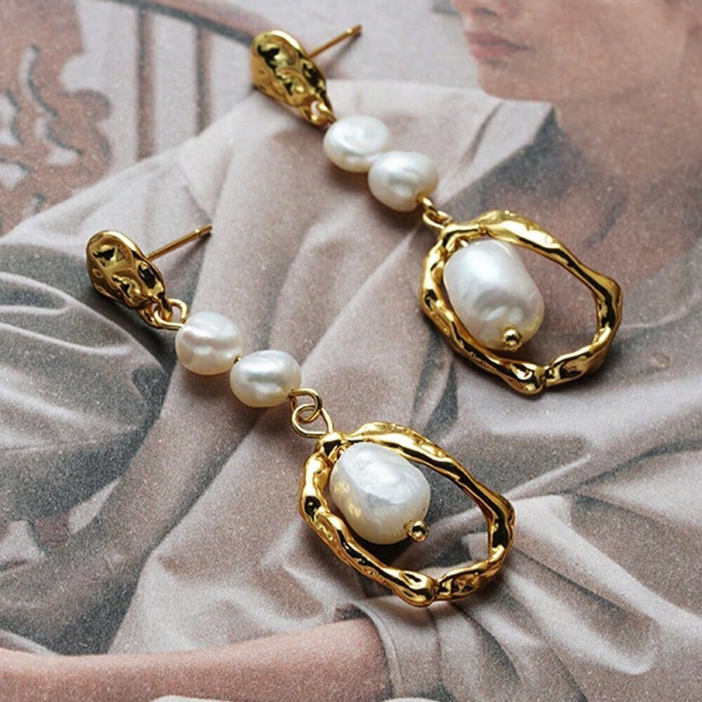 Yellow Gold Luxurious Women's Sexy Natural Pearl Long Earrings